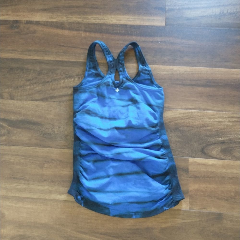NUX blue tie dye racer back tank Medium - Picture 2 of 2